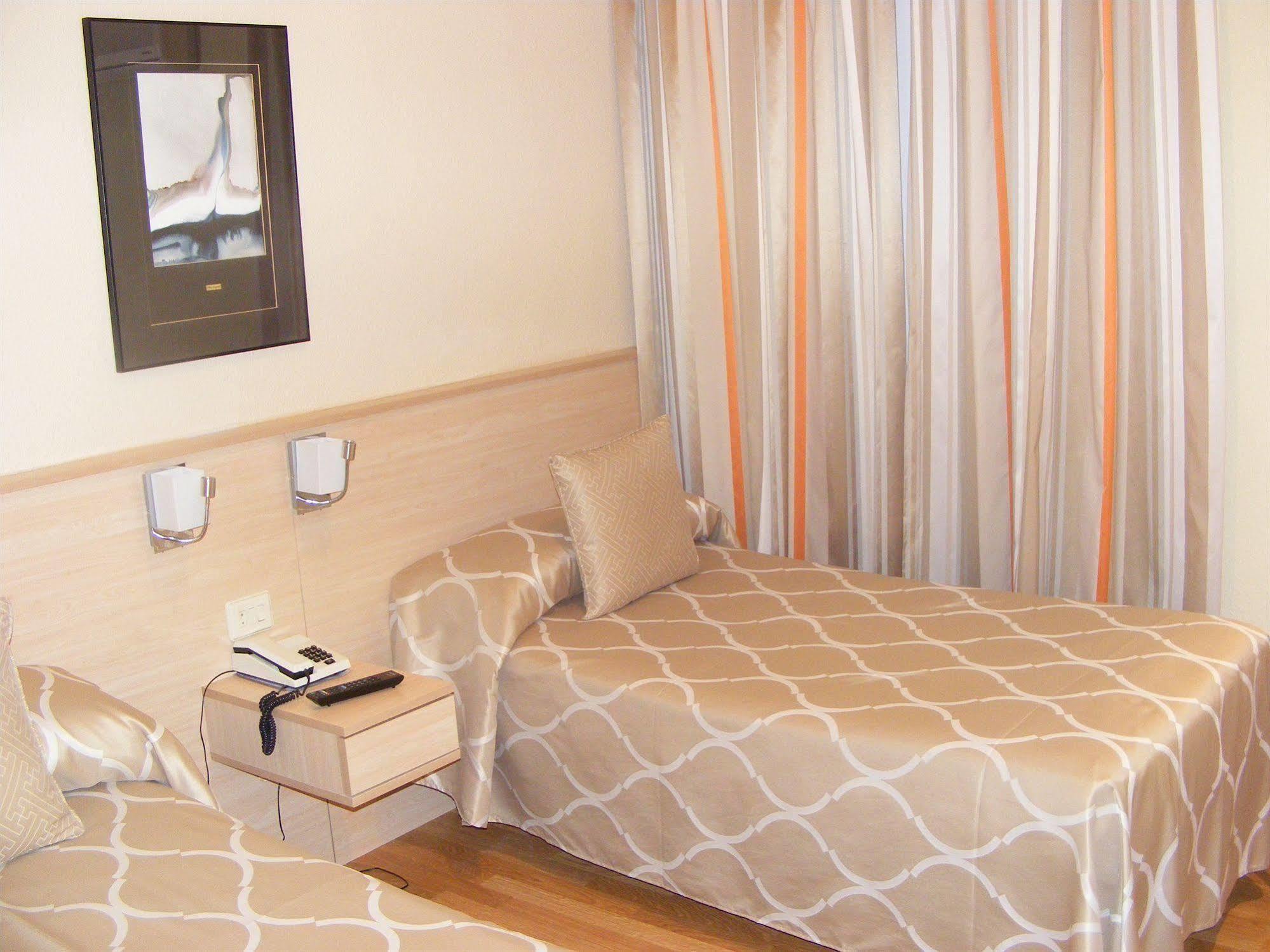 Hotel Alkazar Valencia Eksteriør bilde